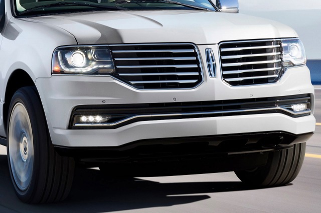 2015-lincoln-navigator-official-unveiled-photo-gallery_16.jpg 1390505010.jpg
